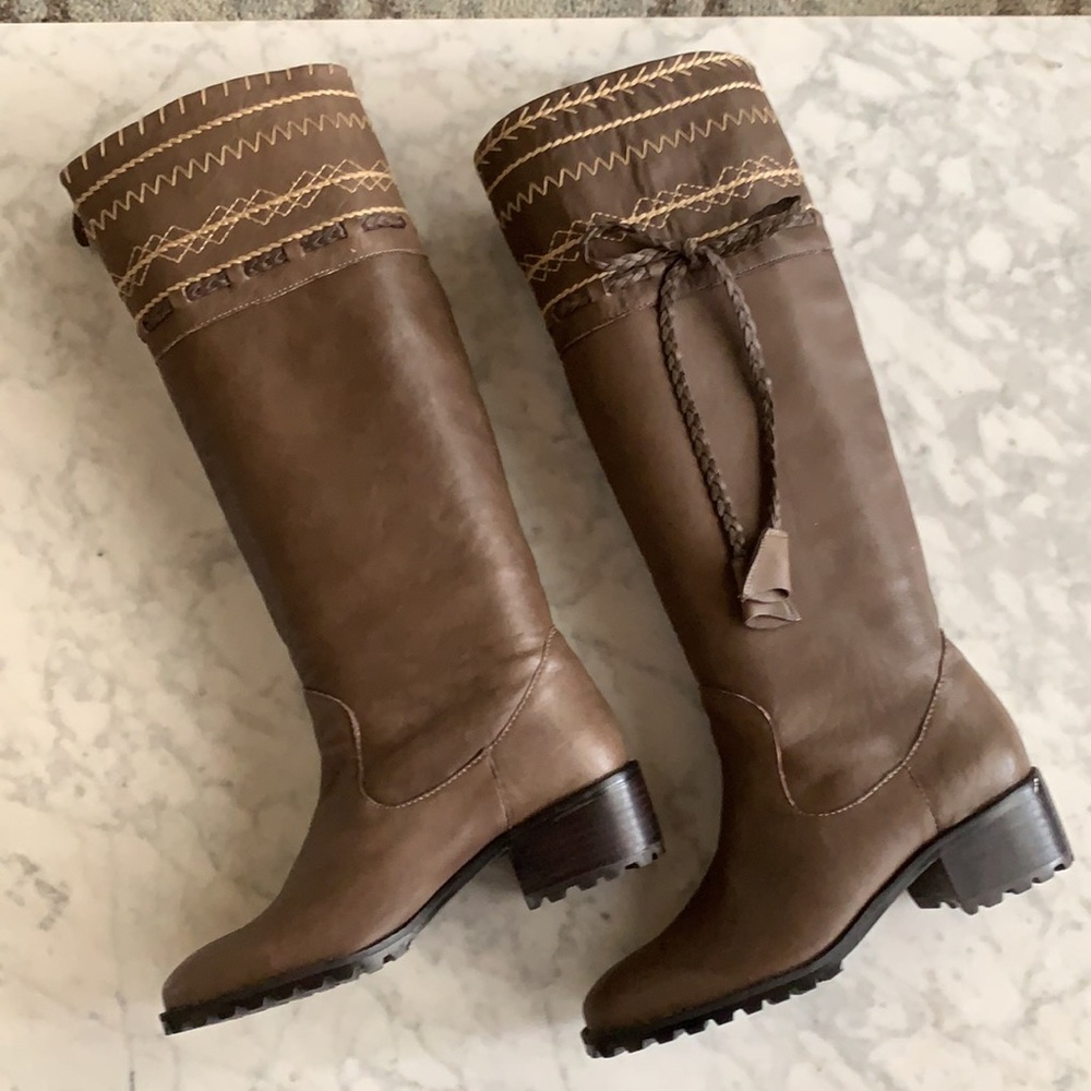 Bettye Muller Vanner Women’s Knee High Tall Boots Sz 6
